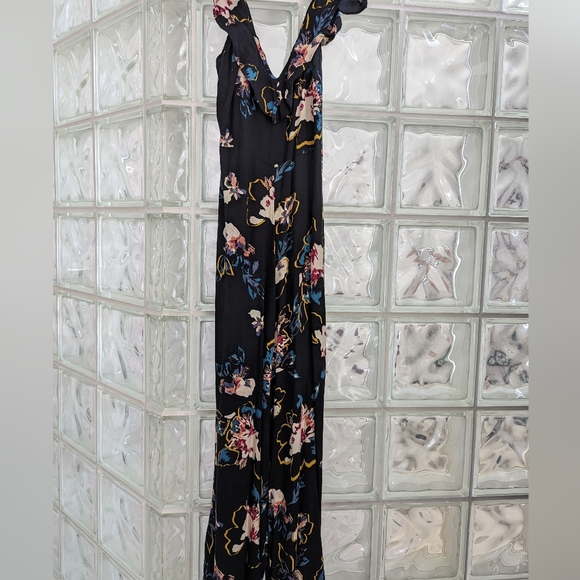 LUSH jumpsuit - Picture 4 of 4